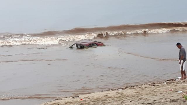 arroyo del indio arrastró un auto arroyo del indio arrastró un auto