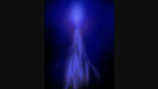 NASA identifica "elfos" y "duendes" en la atmósfera de Júpiter Luces