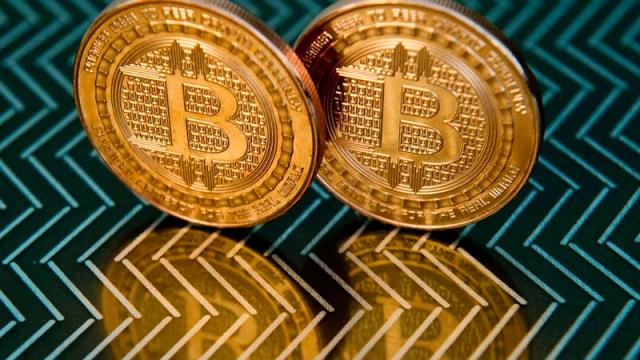 Bitcoin logra nuevo máximo; supera los 900 mil pesos por unidad BITCOIN-COTIZACIÓN