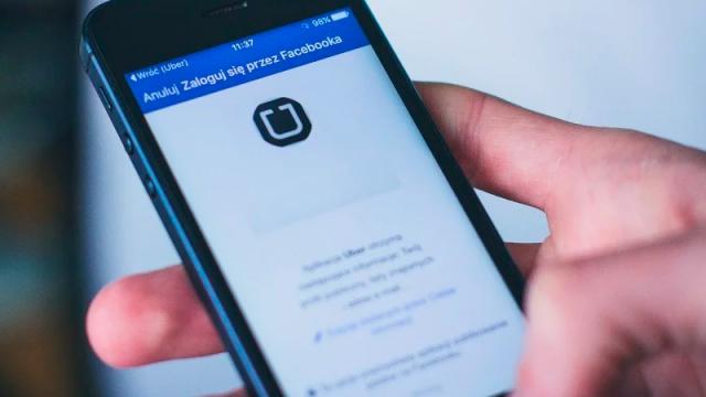 Uber recibe multa por discriminar a una mujer ciega Abandonan en Guatemala a migrantes trasladados en Uber