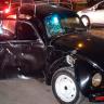 39-Accidente-Mojoneras Motociclista choca contra un "Vocho"