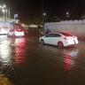 Laguna de agua sucia se acumula frente a la plaza de toros Lluvias