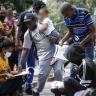 Migrantes haitianos llegan al INM; analizan instalar albergues Llegan migrantes haitianos a México