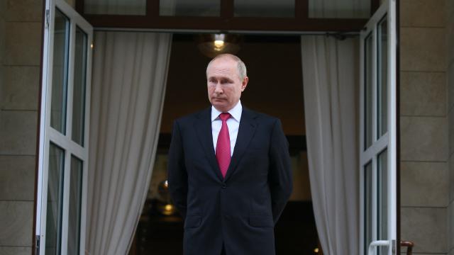 Rusia denuncia "censura" de YouTube y amenaza con suspenderlo en el país Rusia amenaza con suspender en el país la plataforma de YouTube, tras acusarlo de censura.