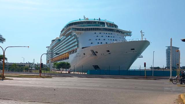 Arriba por primera vez a Vallarta el crucero Navigator of the Seas crucero Navigator of the Seas