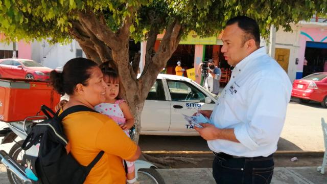 Perredista Luis Zamora candidato al senado cierra su campaña en Bahía de Banderas Luis-Zamora-gira-de-campaña