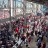 Los aficionados de San Francisco y Dallas buscaba de forma eufórica entrar a las gradas del AT&T Stadium Estampida-49´s-y-Dallas