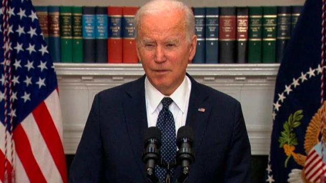 Biden critica al "dictador" Putin y cierra espacio aéreo para aviones rusos Joe-Biden cierran espacio aéreo