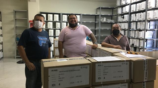 Llegan a Vallarta papeletas para la Revocación de Mandato Oficinas de INE en Puerto Vallarta
