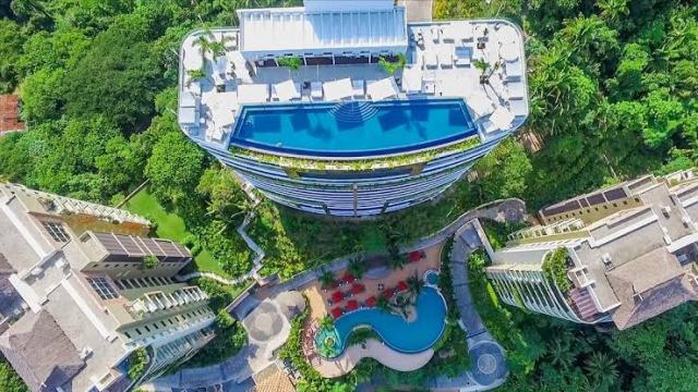 Diseñador de vacaciones de ensueño, el trabajo de un agente de reservaciones Hotel Mousai