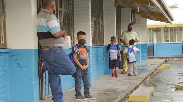 El XI ayuntamiento apoya en las mejoras de planteles escolares Ayuntamiento trabaja en mejoras de planteles