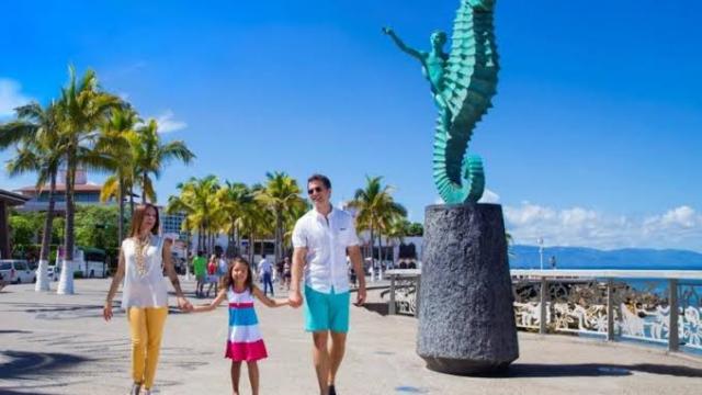Benéfico ajuste a calendario escolar que adelanta vacaciones Turismo en Puerto Vallarta
