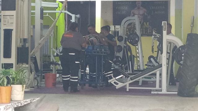 ¡Casi no la cuenta! Hombre cae de 6 metros en gimnasio de la colonia La Vena Gimnasio en la colonia La Vena