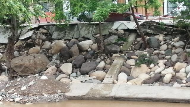 Diez meses sin atención zonas afectadas por el Río Cuale Creciente del Río Cuale